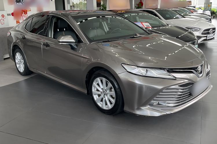 Used Toyota Camry 2018 2.0G Luxury Edition Exterior 2