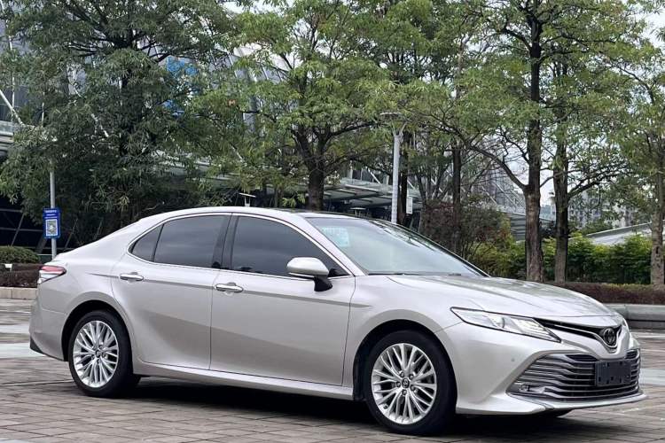 Used Toyota Camry 2018 2.5G Luxury Edition Exterior 3