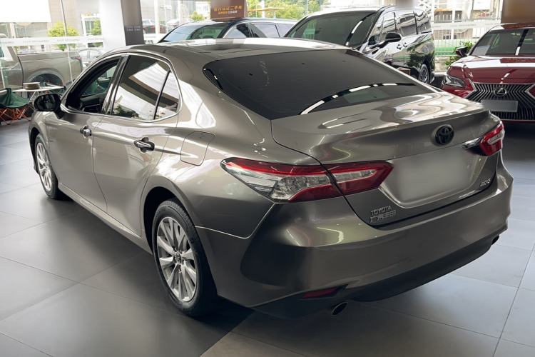 Used Toyota Camry 2018 2.0G Luxury Edition Exterior 5