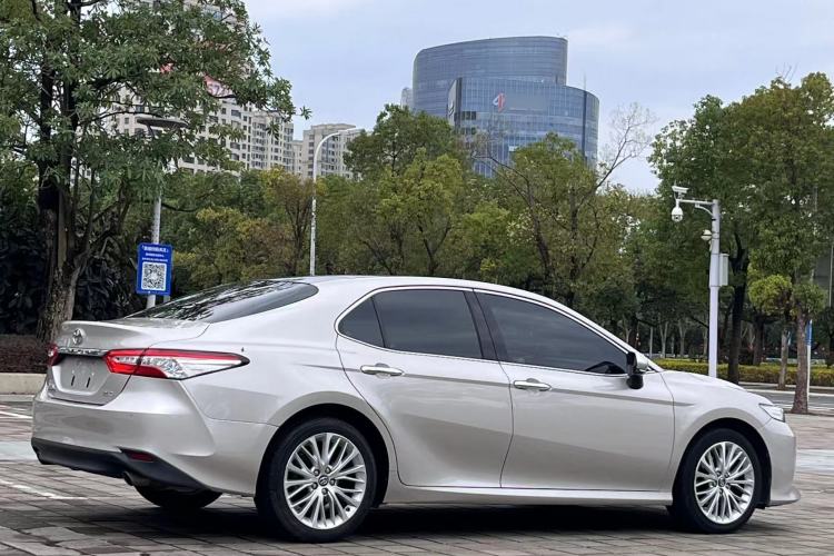 Used Toyota Camry 2018 2.5G Luxury Edition Exterior 5