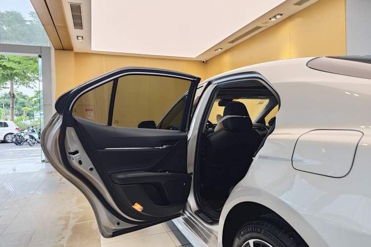Used Toyota Camry 2018 2.5S Fēngshàng Edition Exterior 6
