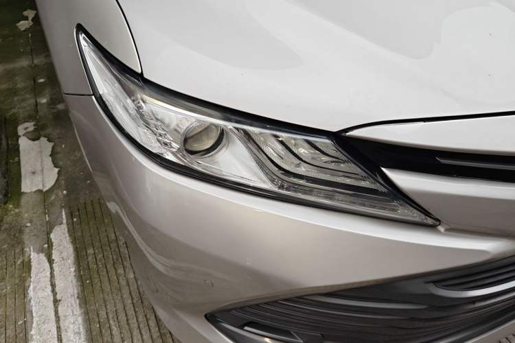 Used Toyota Camry 2018 2.0G Luxury Edition Exterior 6