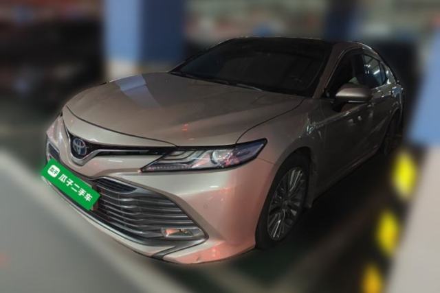 Ojetý Toyota Camry 2018 Dual-Engine 2.5 HG Luxury Edition
