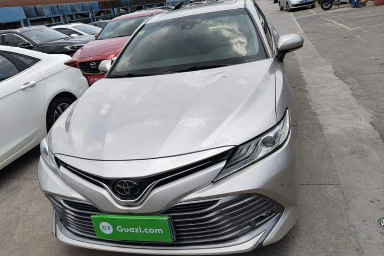 Used Toyota Camry 2018 2.0G Luxury Edition Front