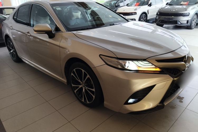 Used Toyota Camry 2018 2.5S Fēngshàng Edition Front Right 45 Deg