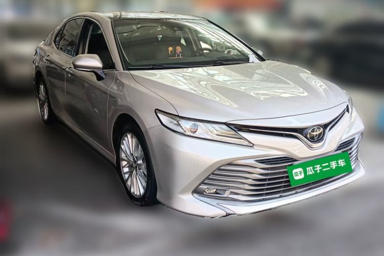 Used Toyota Camry 2018 2.5G Luxury Edition Front Right 45 Deg