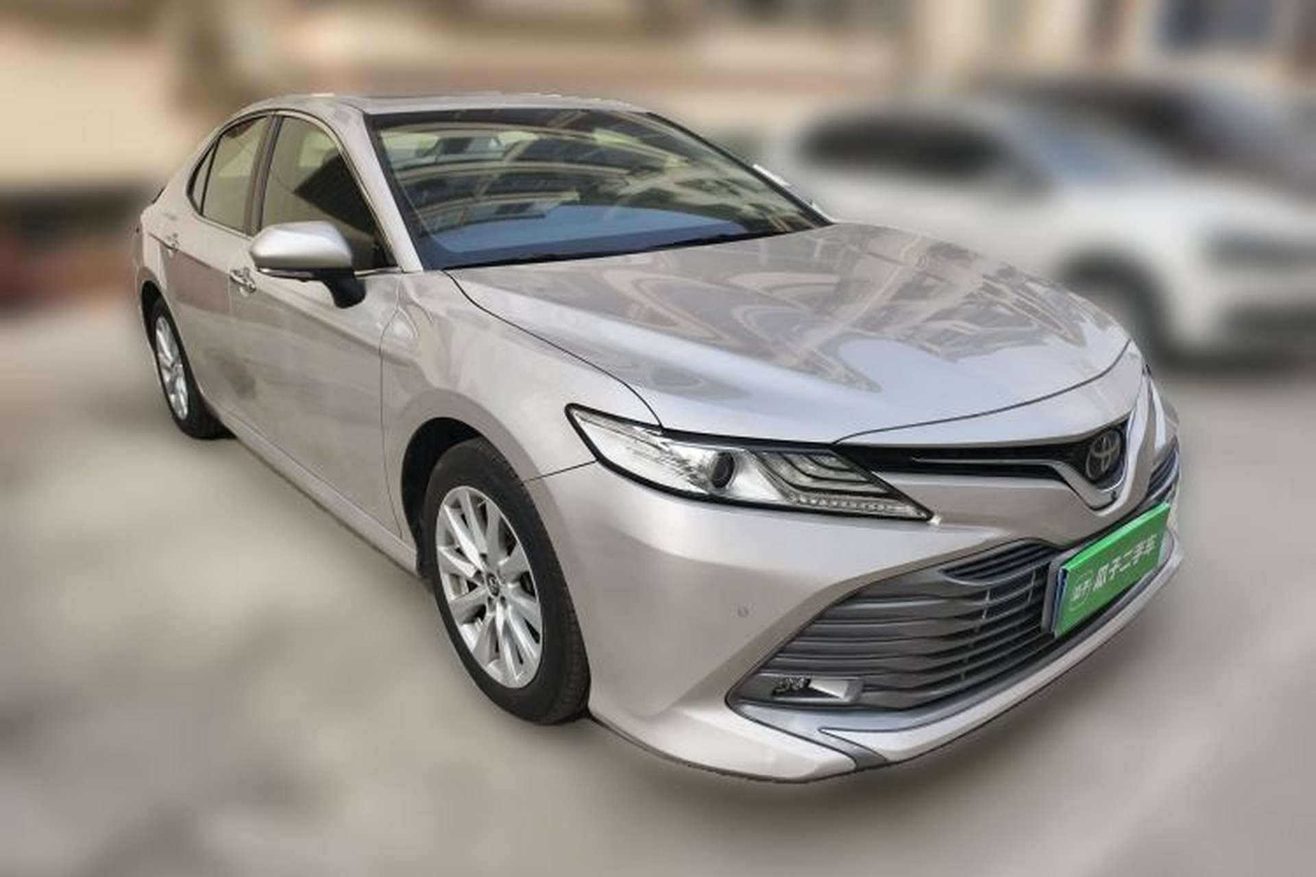 Used Toyota Camry 2018 2.0G Luxury Edition Front Right 45 Deg