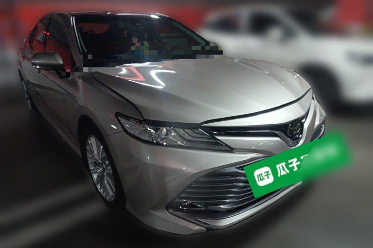 Used Toyota Camry 2018 2.5G Luxury Edition Front Right 45 Deg