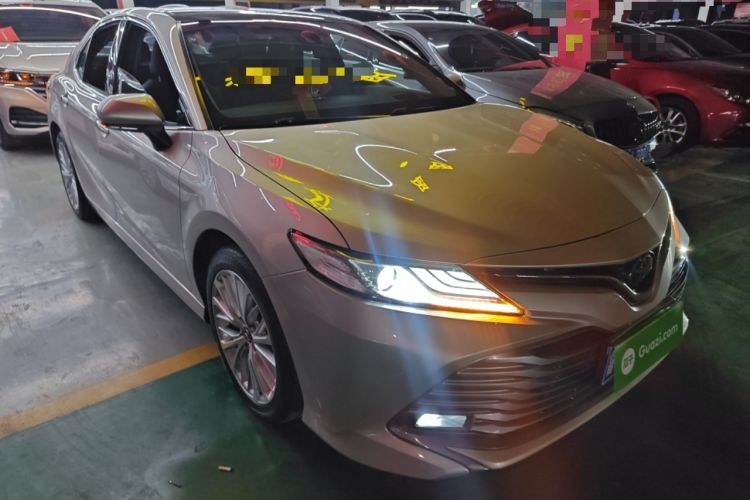 Used Toyota Camry 2018 2.5G Luxury Edition Front Right 45 Deg