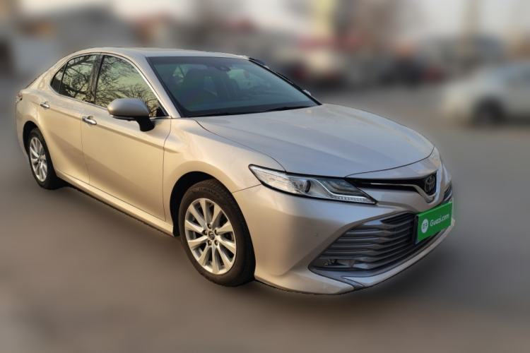 Used Toyota Camry 2018 2.0G Luxury Edition Front Right 45 Deg