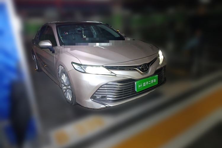 Used Toyota Camry 2018 2.5G Luxury Edition Front Right 45 Deg