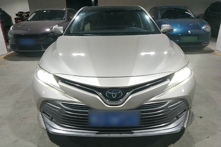 Used Toyota Camry 2018 Dual-Engine 2.5 HG Luxury Edition Front