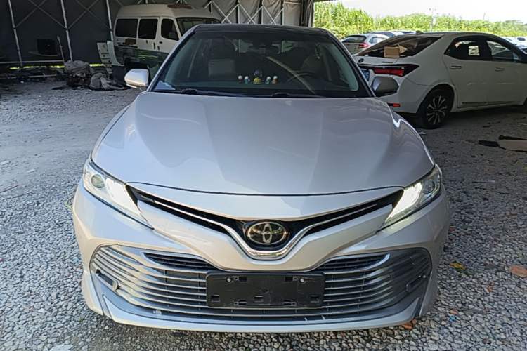 Used Toyota Camry 2018 2.5G Luxury Edition Front