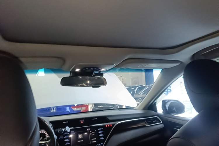Used Toyota Camry 2018 2.5G Luxury Edition Headliner