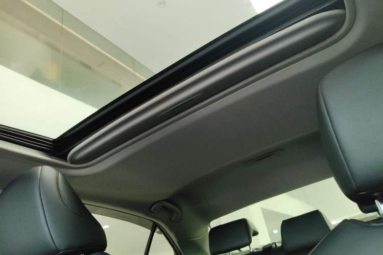 Used Toyota Camry 2018 2.0G Luxury Edition Headliner