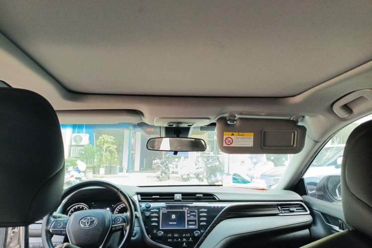 Used Toyota Camry 2018 2.5G Luxury Edition Headliner