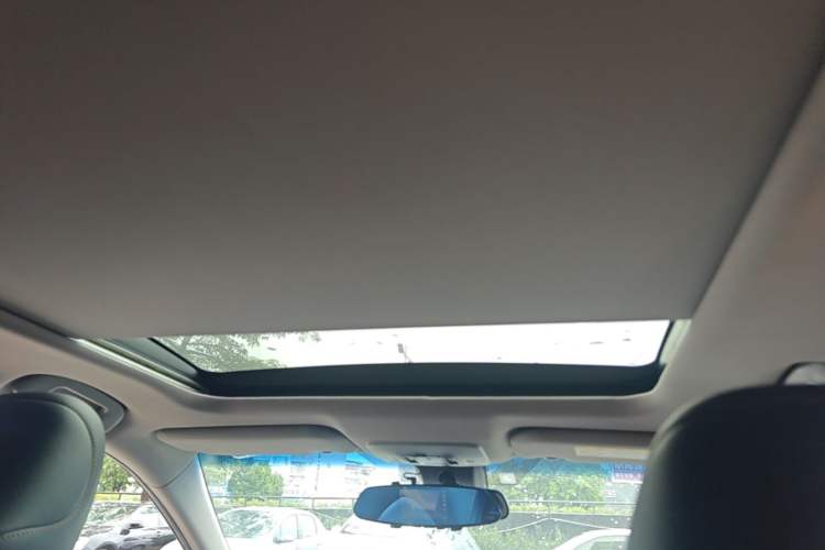 Used Toyota Camry 2018 2.5G Luxury Edition Headliner