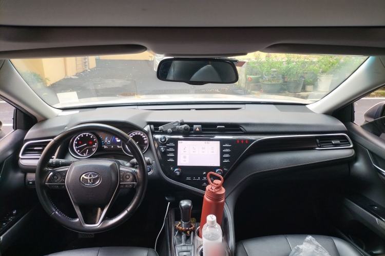 Used Toyota Camry 2018 2.5G Luxury Edition Headliner