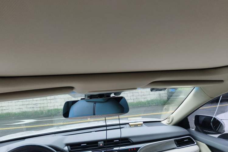 Used Toyota Camry 2018 Dual-Engine 2.5HQ Flagship Edition Headliner