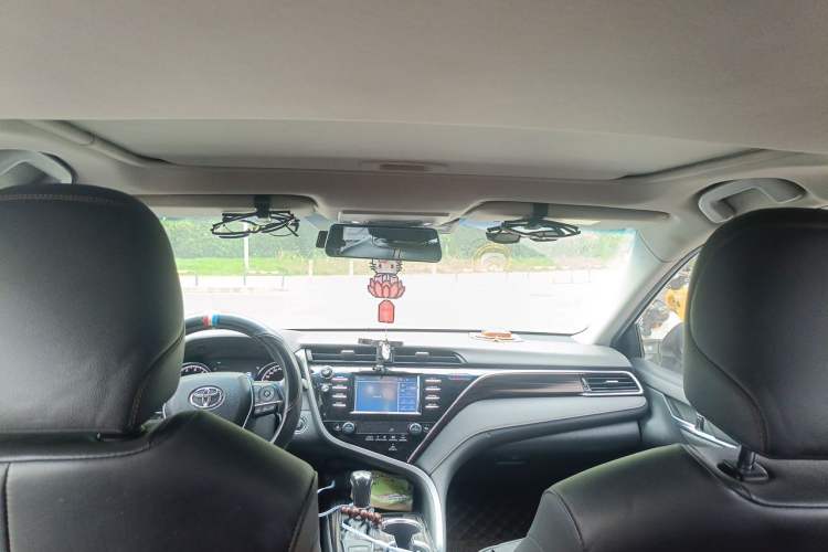 Used Toyota Camry 2018 2.0G Luxury Edition Headliner