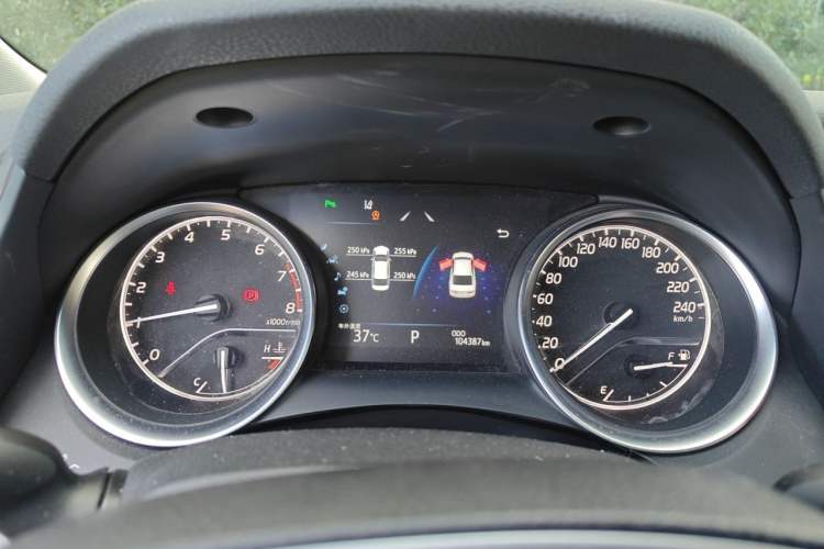Used Toyota Camry 2018 2.5G Luxury Edition Instrument Cluster
