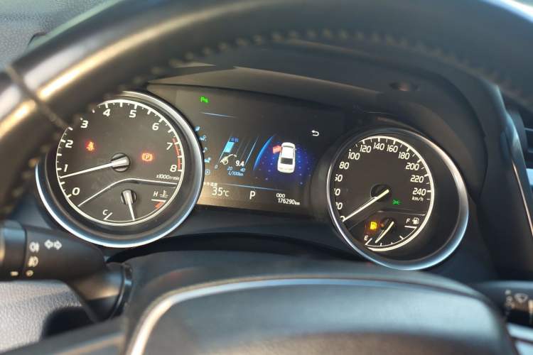 Used Toyota Camry 2018 2.5G Luxury Edition Instrument Cluster