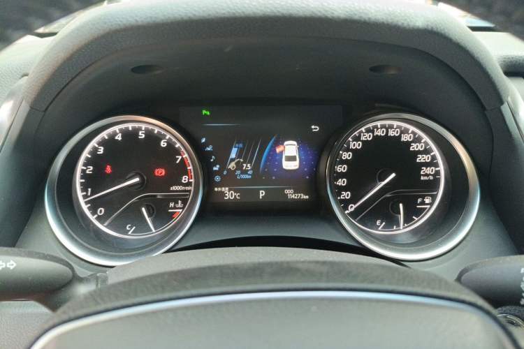 Used Toyota Camry 2018 2.5G Luxury Edition Instrument Cluster