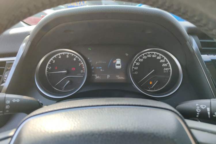 Used Toyota Camry 2018 2.5G Luxury Edition Instrument Cluster