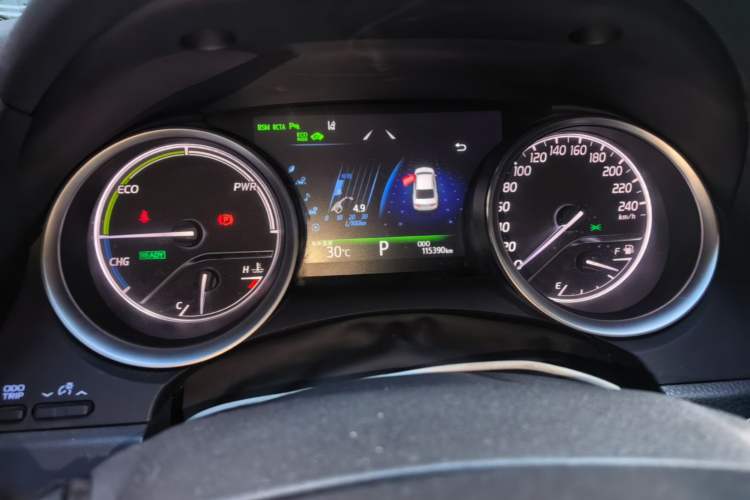 Used Toyota Camry 2018 Dual-Engine 2.5HQ Flagship Edition Instrument Cluster