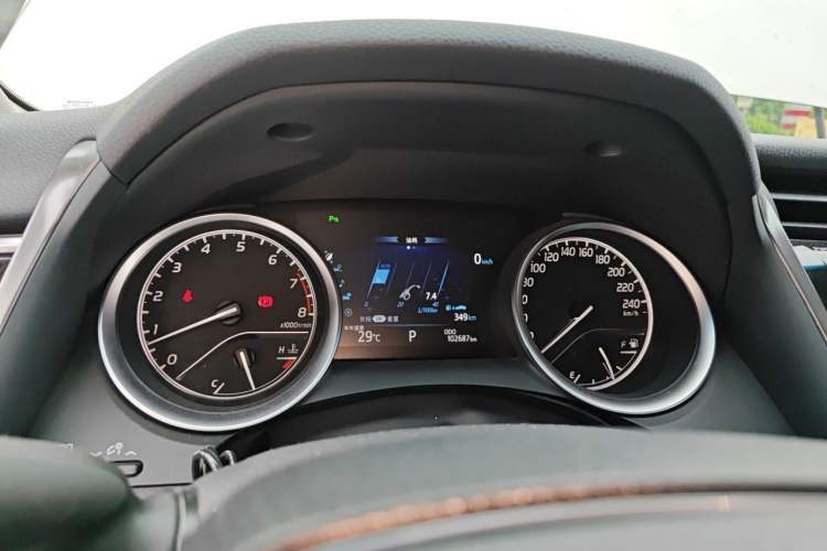 Used Toyota Camry 2018 2.5G Luxury Edition Instrument Cluster