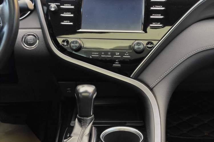 Used Toyota Camry 2018 2.5S Fēngshàng Edition Interior 2