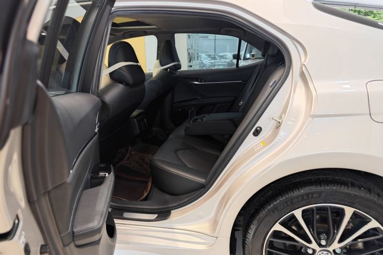 Used Toyota Camry 2018 2.5S Fēngshàng Edition Interior 4