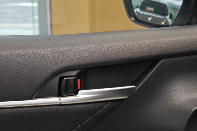 Used Toyota Camry 2018 2.5S Fēngshàng Edition Interior 9