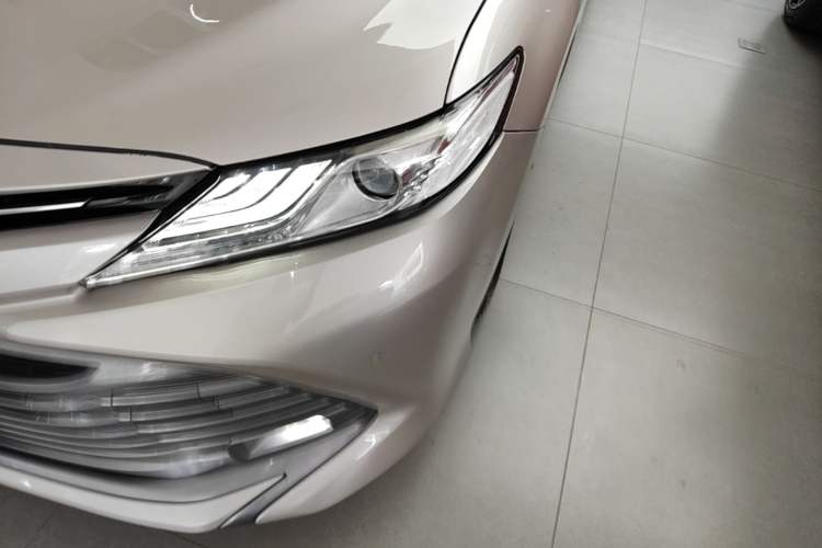 Used Toyota Camry 2018 2.0G Luxury Edition Left Front Headlight