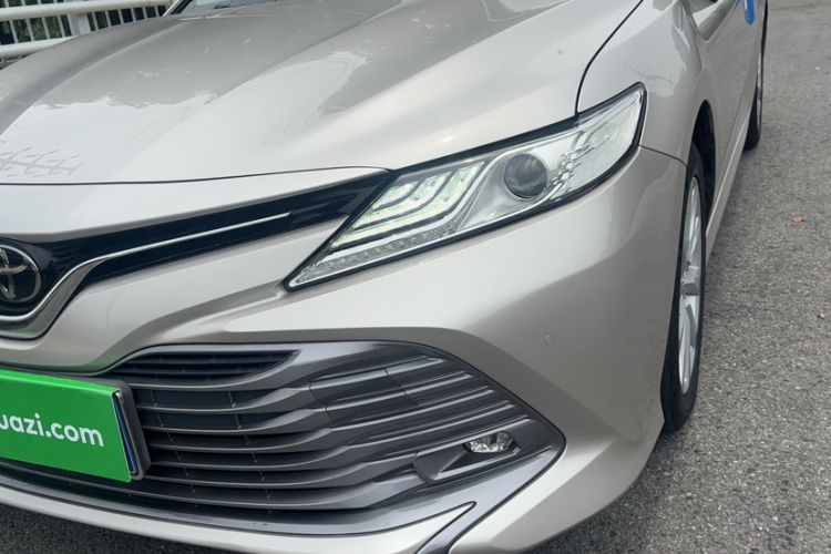 Used Toyota Camry 2018 2.0G Luxury Edition Left Front Headlight