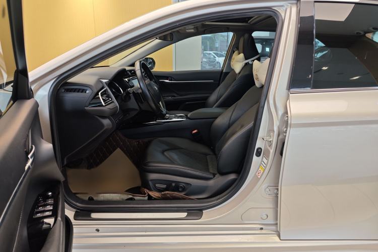 Used Toyota Camry 2018 2.5S Fēngshàng Edition Left Front Seat