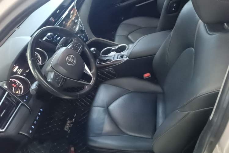 Used Toyota Camry 2018 2.5G Luxury Edition Left Front Seat