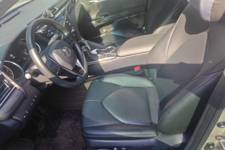Used Toyota Camry 2018 2.5G Luxury Edition Left Front Seat