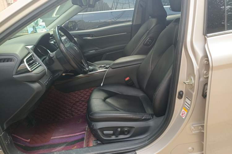 Used Toyota Camry 2018 2.5G Luxury Edition Left Front Seat