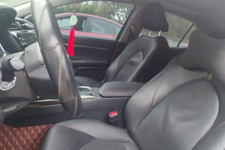 Used Toyota Camry 2018 2.5G Luxury Edition Left Front Seat
