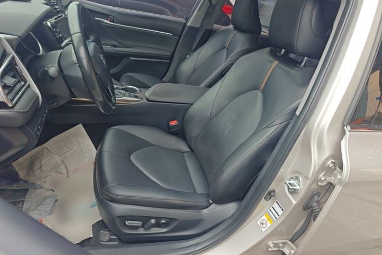 Used Toyota Camry 2018 2.5G Luxury Edition Left Front Seat