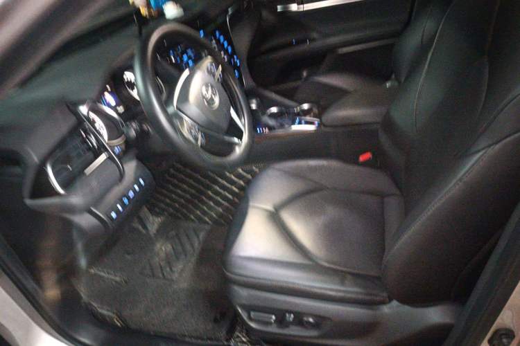 Used Toyota Camry 2018 2.5G Luxury Edition Left Front Seat