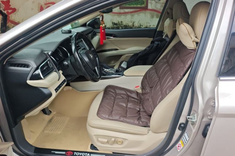 Used Toyota Camry 2018 2.0G Luxury Edition Left Front Seat