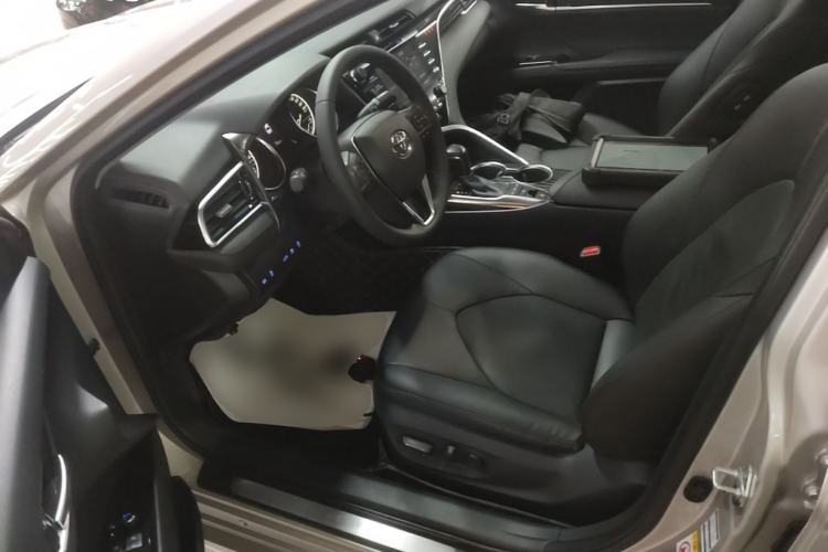 Used Toyota Camry 2018 2.5G Luxury Edition Left Front Seat