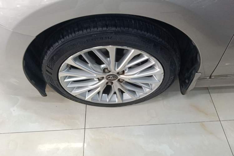 Used Toyota Camry 2018 2.5G Luxury Edition Left Front Wheel Hub