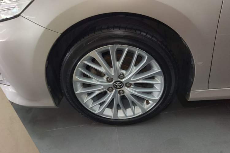 Used Toyota Camry 2018 2.5G Luxury Edition Left Front Wheel Hub