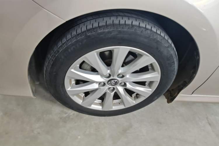 Used Toyota Camry 2018 2.0G Luxury Edition Left Front Wheel Hub