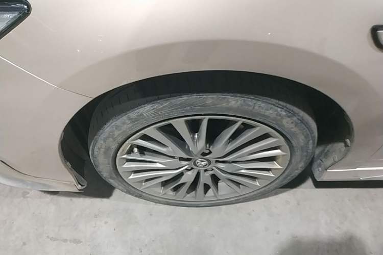 Used Toyota Camry 2018 Dual-Engine 2.5 HG Luxury Edition Left Front Wheel Hub