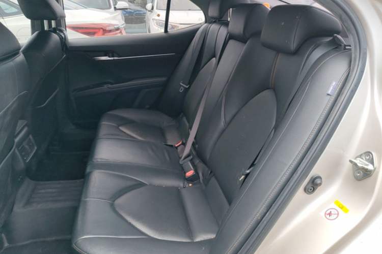 Used Toyota Camry 2018 2.0G Luxury Edition Left Rear Seat