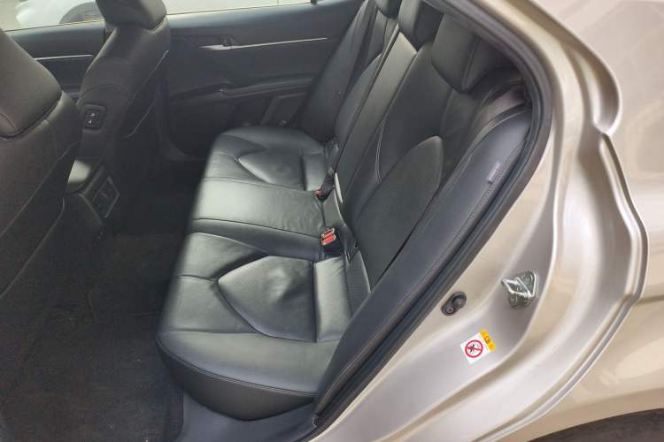 Used Toyota Camry 2018 2.0G Luxury Edition Left Rear Seat